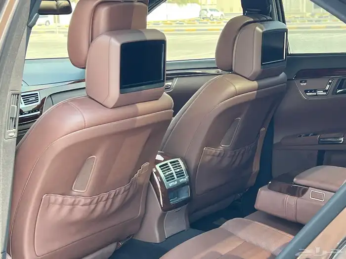 Mercedes S500 model 2010 v8 AMG CLEAN TITILE CAR FOR SALE 7