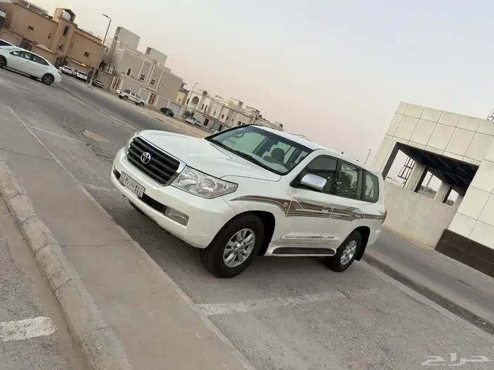 جي اكس ار 2009 نص فل 8سلندر يحمل لوحه مميزة 1