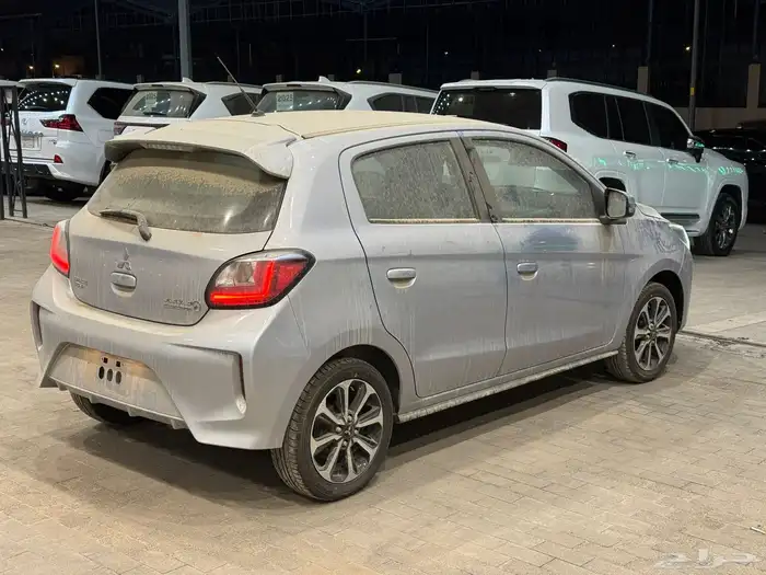 مستوبيشي فل كامل هاتش باك -جديد-2023 اصفار(عرض خاص39900)شامل 4