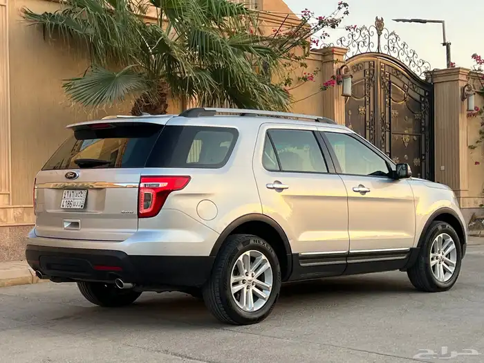 فورد اكسبلورر 2013 ( دبل بحالة الوكالة ) 3