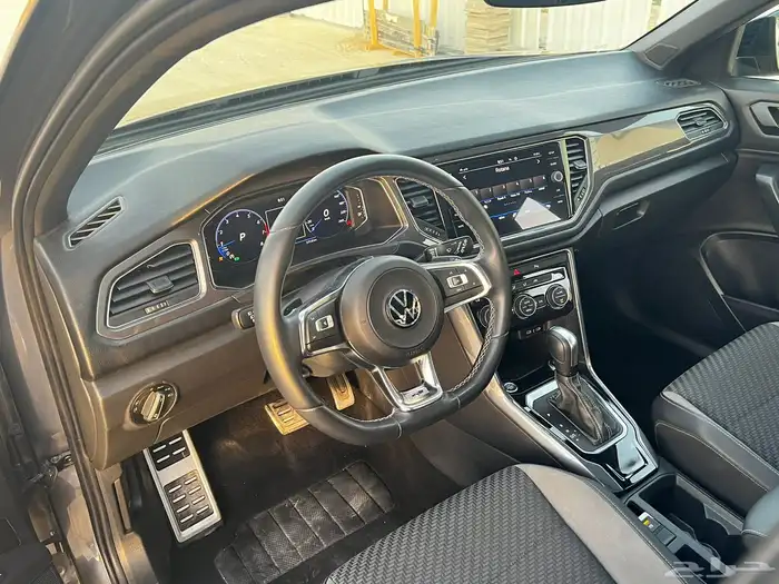 للبيع فولكس واجن تي روك 2021 R-lin 7