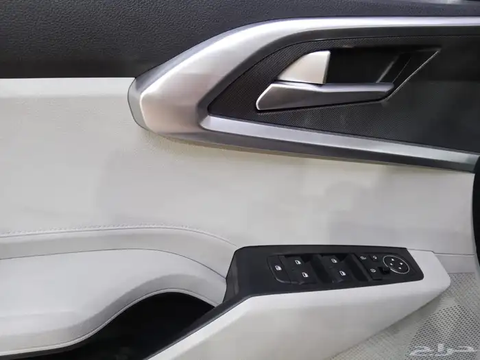 كيا كارينز 2025 عائليه 5