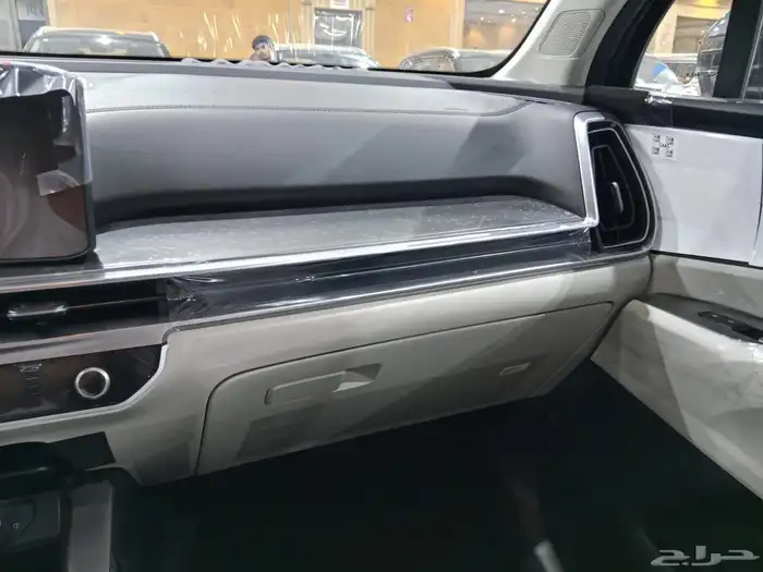 كيا سورنتو GL هايبرد 2025 8