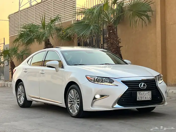 لكزس ES350 2016 (( بحالة ممتازة )) 2