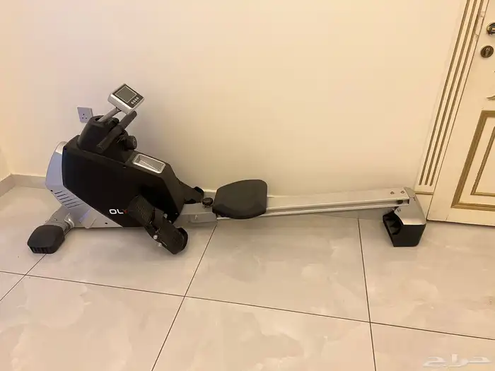 جهاز تمرين تجديف شبه جديد 0