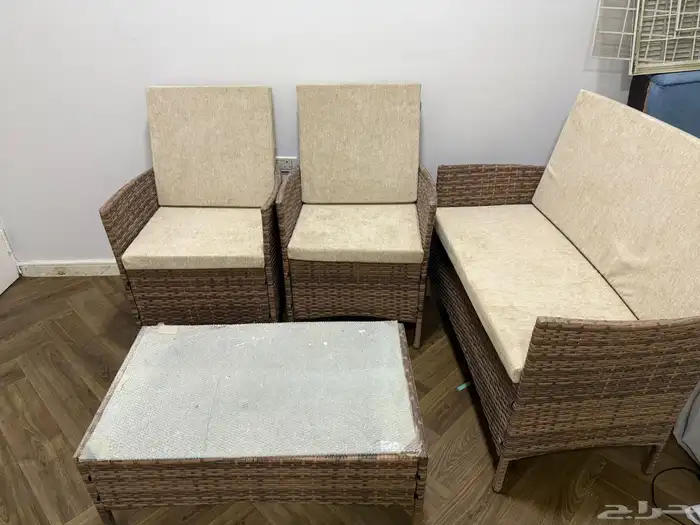 اثاث جديد لم يستخدم تم ايظافه طبقه الاسفنج والتنجيد 0