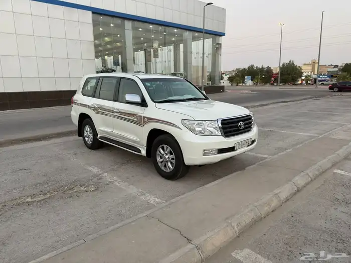 جي اكس ار 2009 نص فل 8سلندر يحمل لوحه مميزة 0