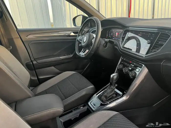 للبيع فولكس واجن تي روك 2021 R-lin 10