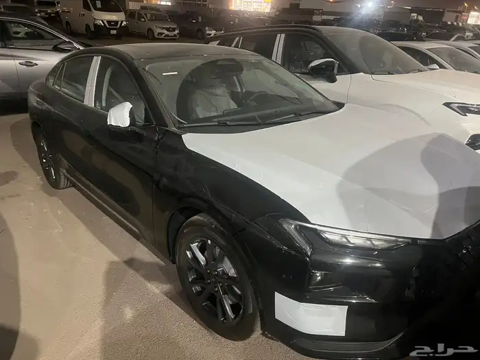 فورد تورس جميع الفئات والالوان 2025 9