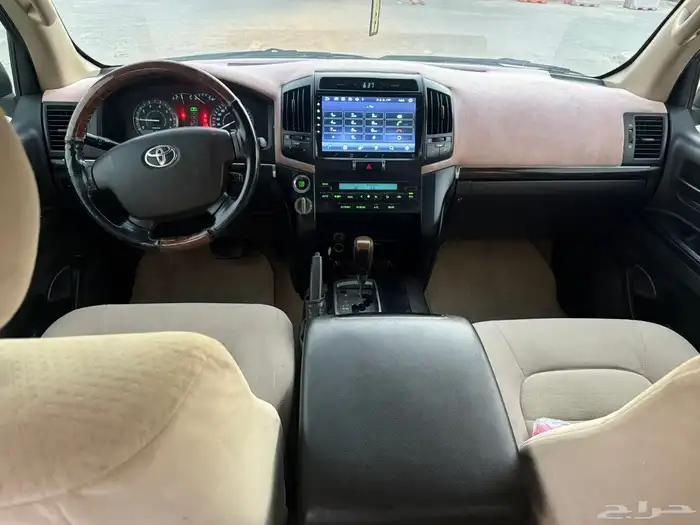 جي اكس ار 2009 نص فل 8سلندر يحمل لوحه مميزة 9