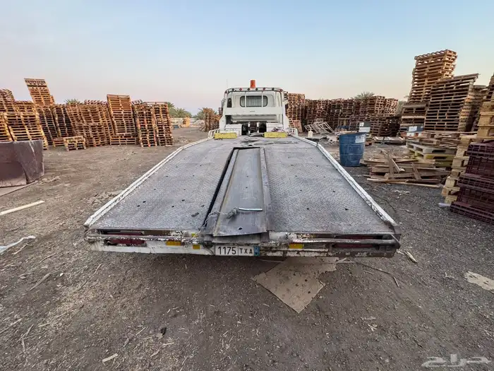 سطحه سيارات للبيع 1