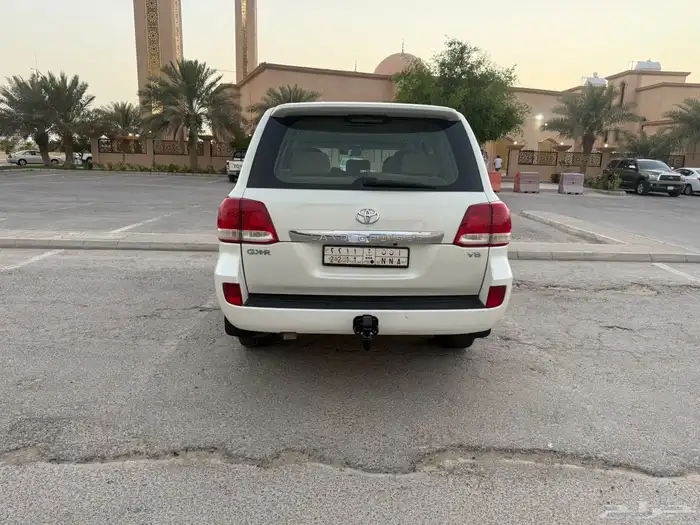 جي اكس ار 2009 نص فل 8سلندر يحمل لوحه مميزة 7