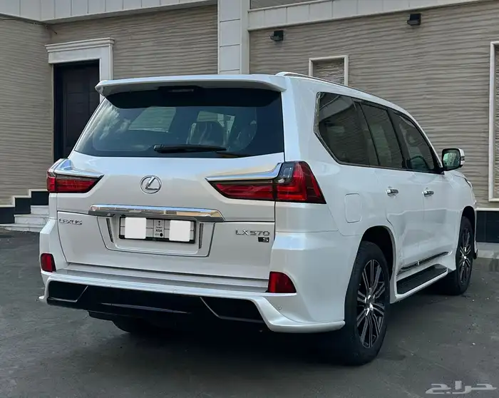 لكزس 2021 سبورت (( عداد 9 الاف فقط مخزن شبه الأصفار )) 46