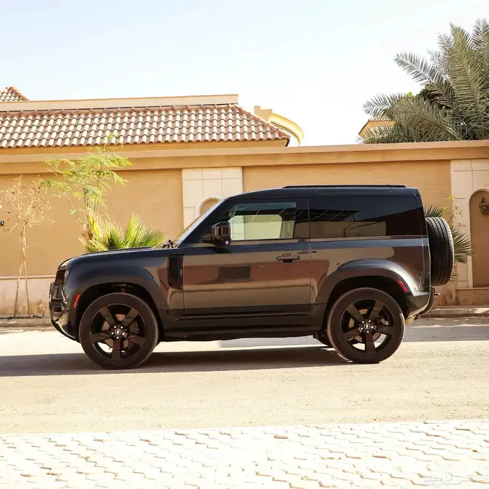 ديفندر 2022 وارد امريكا 11