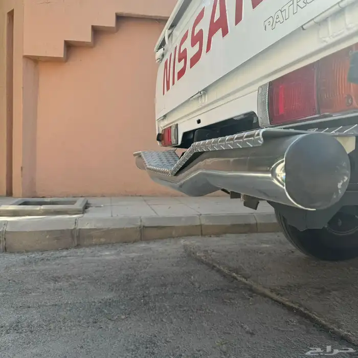 صدام خلفي شاص نيسان 1