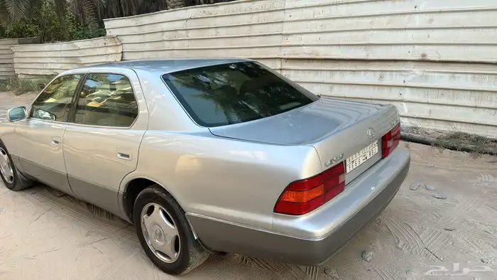 لكزس LS400 موديل 1999 1