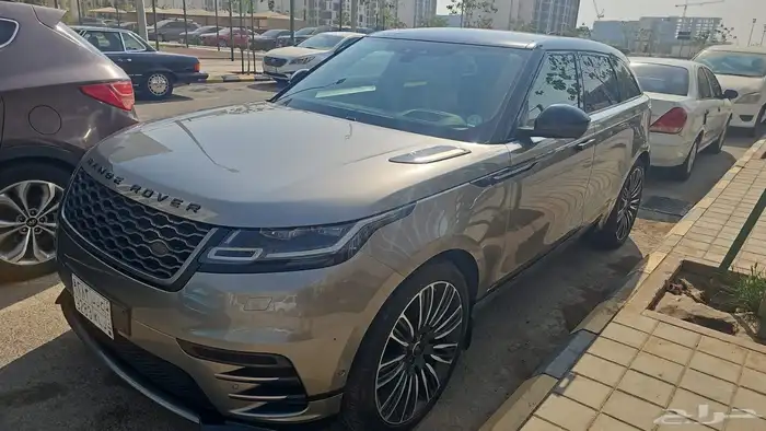 سيارة رانج روفر فيلار 3