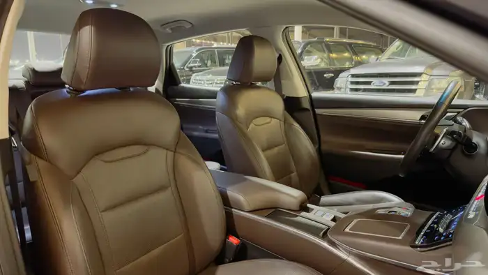 هيونداي ازيرا 2021 V6 ( بحالة ممتازة ) 4