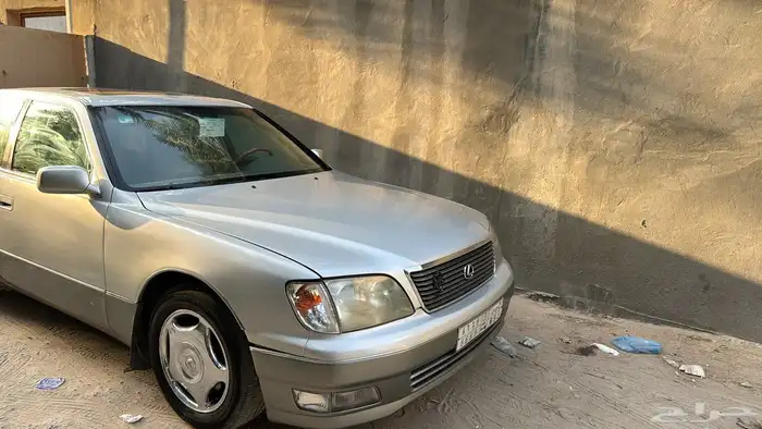 لكزس LS400 موديل 1999 3