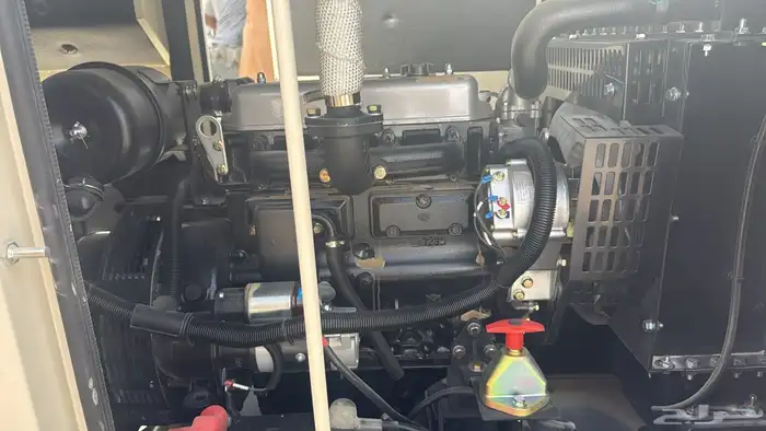 مولدات كهرباء 4 سلندر كاتم صوت 0