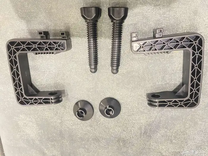 للبيع طارة و دعاسات النوع لوجتيك نضيفات 15