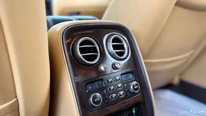 بنتلي كونتيننتال فلاينج سبير 2012 ( مخزن ) 38