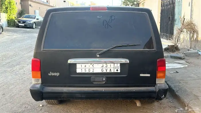 جيب شيروكي قطع غيار 3