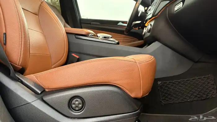 مرسيدس GLE43 2019 AMG ( منوة المستخدم ) 45