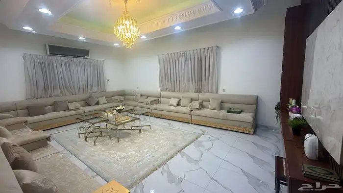 فيلا للبيع الطائف الحلقة الشرقيه 5