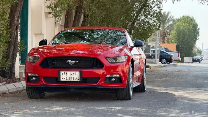 للبيع فورد موستنق GT 5.0 مخزن ممشى ( 8 ) الاف فقط 4