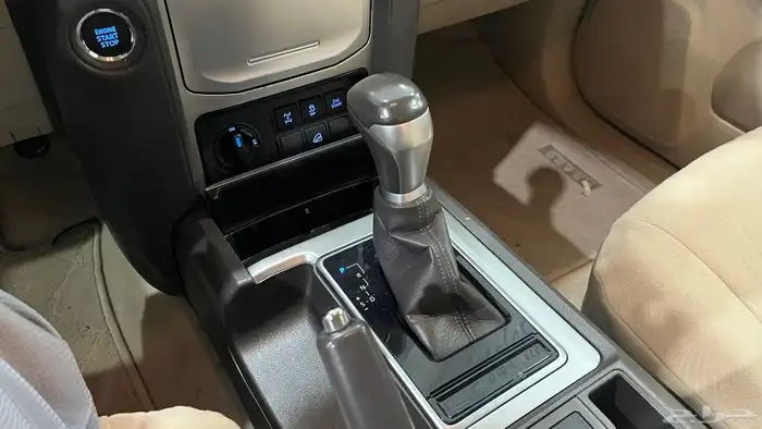 برادو عبدلطيف جميل سعودي بنزين مخزن 26