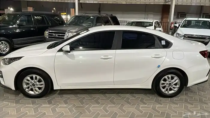 كيا سيراتو K3 2020 .. جنط.. تبريد مقاعد .. نظيفة 5