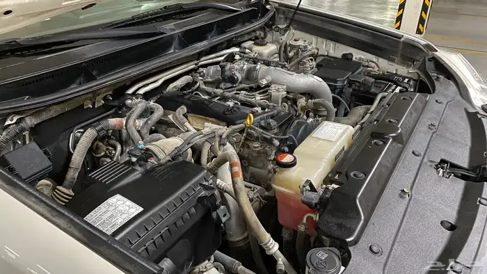 تويوتا برادو ديزل تيربو TXL 2016 سعودي فل 46