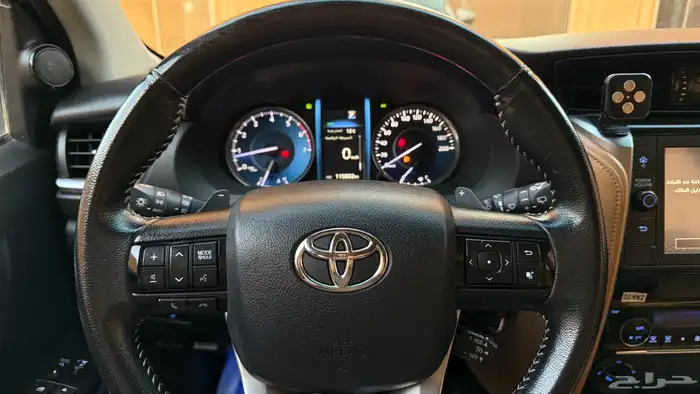 تويوتا فورتشنر موديل 2022 VX 6 36