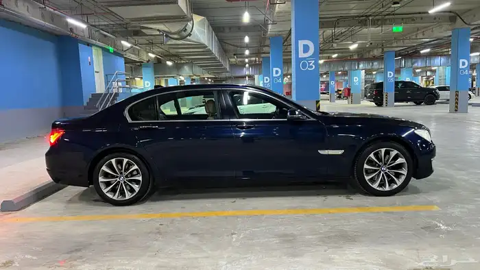 BMW 730il - 2015 ممشى (187الف) نظيف جدا للمستخدم 6