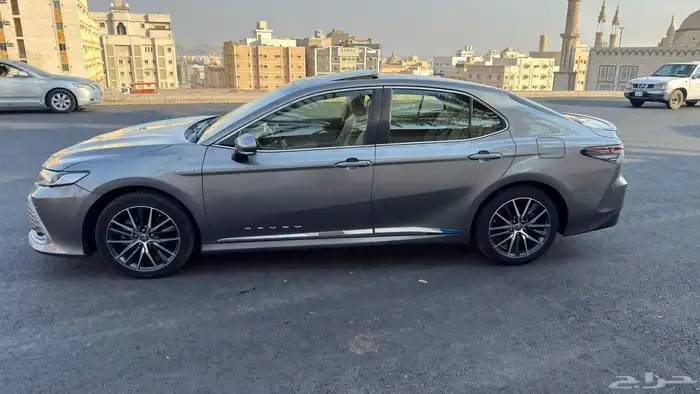 كامري فل كامل هايبرد سعودي 5