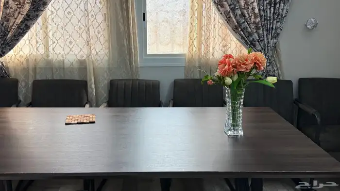 طاوله وكراسي للبيع 3