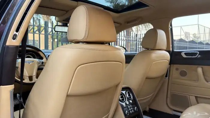 بنتلي كونتيننتال فلاينج سبير 2012 ( مخزن ) 35