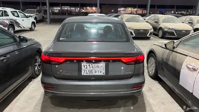 جيلي ام قراند 2023 8