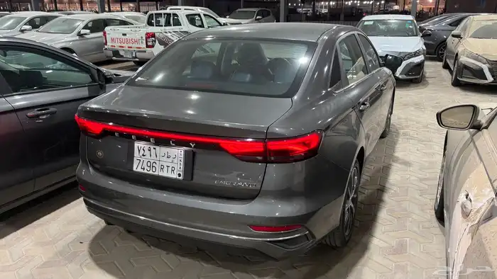 جيلي ام قراند 2023 9