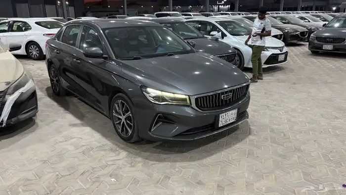 جيلي ام قراند 2023 2