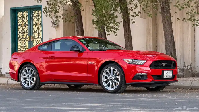 للبيع فورد موستنق GT 5.0 مخزن ممشى ( 8 ) الاف فقط 21