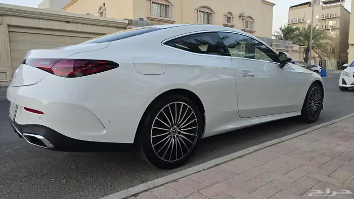 مرسيدس CLE 2025 بحالة الوكالة أبيض أحدث اصدارات المرسيدس 4