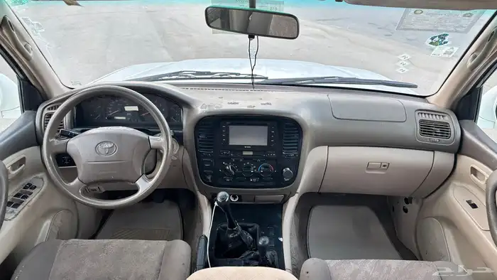 لاند كروزر صالون 18