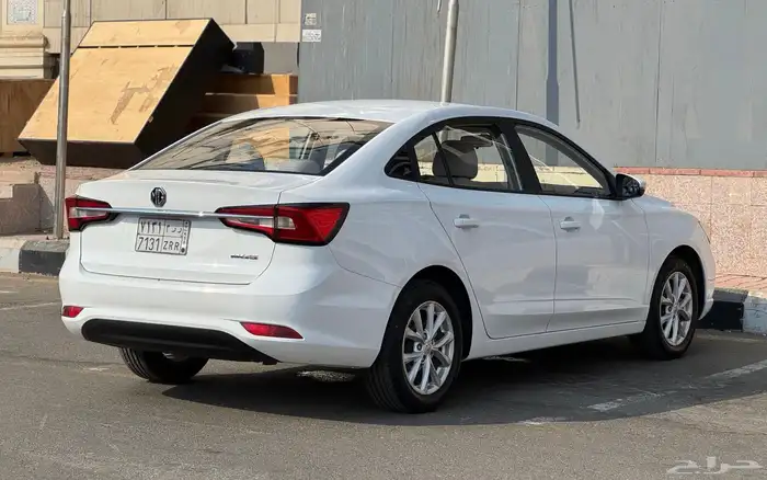 MG   5   2023   السعر 26500 5