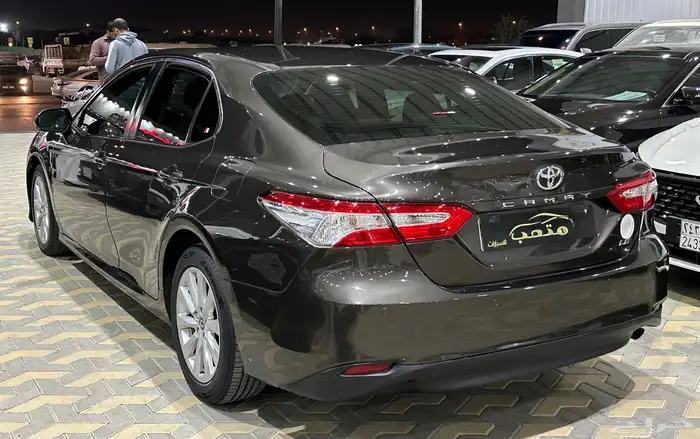 تويوتا كامري LE استاندر 2019 10