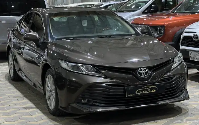 تويوتا كامري LE استاندر 2019 1