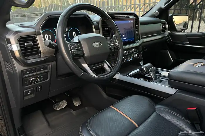 فورد F150 2022 بلاتينيوم فل كامل نظيف جدا بحال الوكاله 14