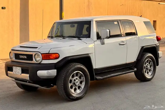 تويوتا اف جي 2013 7