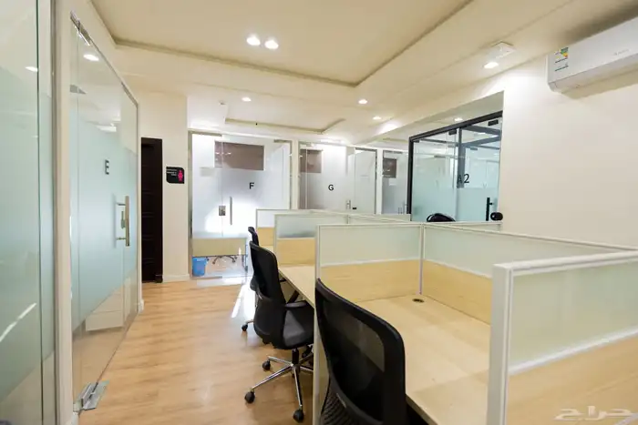 مكاتب فاخرة وجاهزة للإيجار في قلب الرياض 5